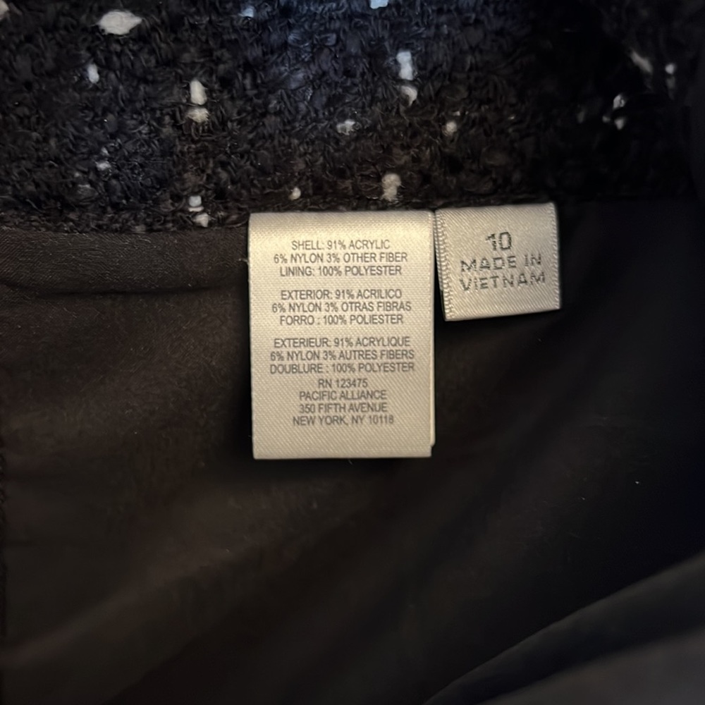 Tahari Professional Lined Skirt - Picture 4 of 5